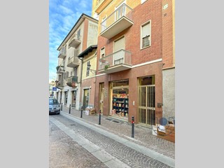 Trilocale in Vendita a Chieri, 68'000€, 70 m²