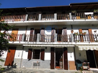 Appartamento in Vendita a Giaveno, 35'000€, 90 m²