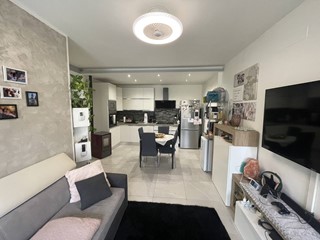 Trilocale in Vendita a Coazze, 49'000&euro;, 55 m²