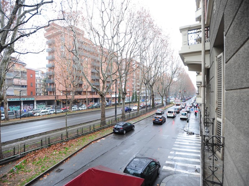 Trilocale in Vendita a Torino, 115'000€, 58 m²