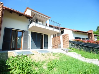 Villa in Vendita a Pino Torinese, 460'000€, 240 m²