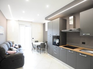 Bilocale in Vendita a Torino, 109'000€, 55 m²