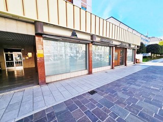 Negozio in Vendita a Gorizia, 550'000€, 585 m²