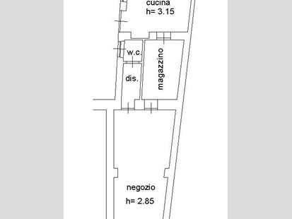Negozio in Vendita a Gorizia, 68'000€, 73 m²