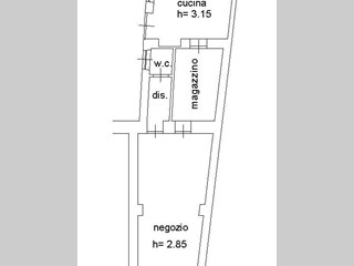 Negozio in Vendita a Gorizia, 68'000€, 73 m²