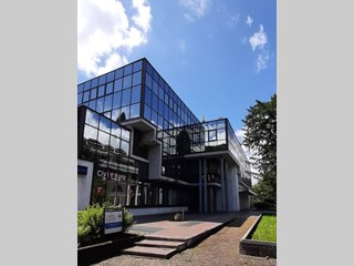 Ufficio in Vendita a Gorizia, 255 m²