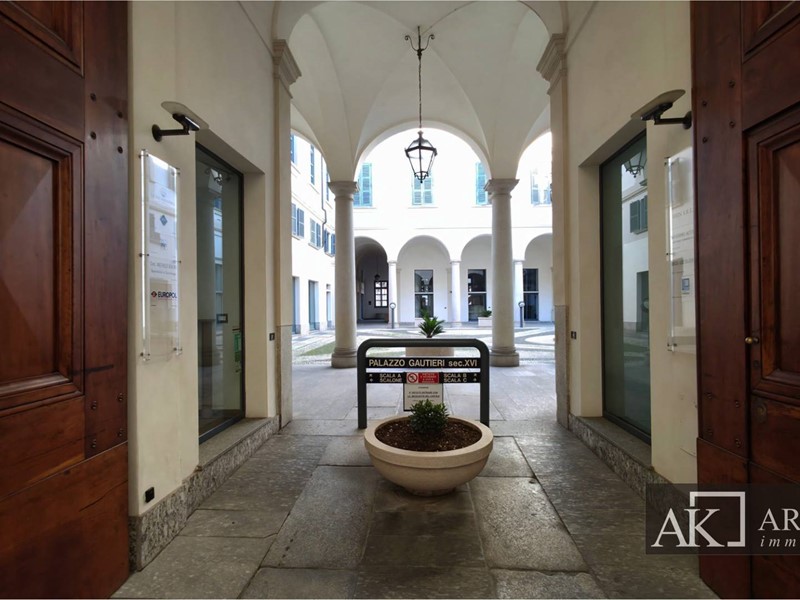 Bilocale in Vendita a Novara, 200'000€, 105 m²