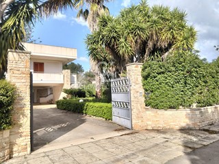 Villa in Vendita a Galatina, 270'000€, 147 m²