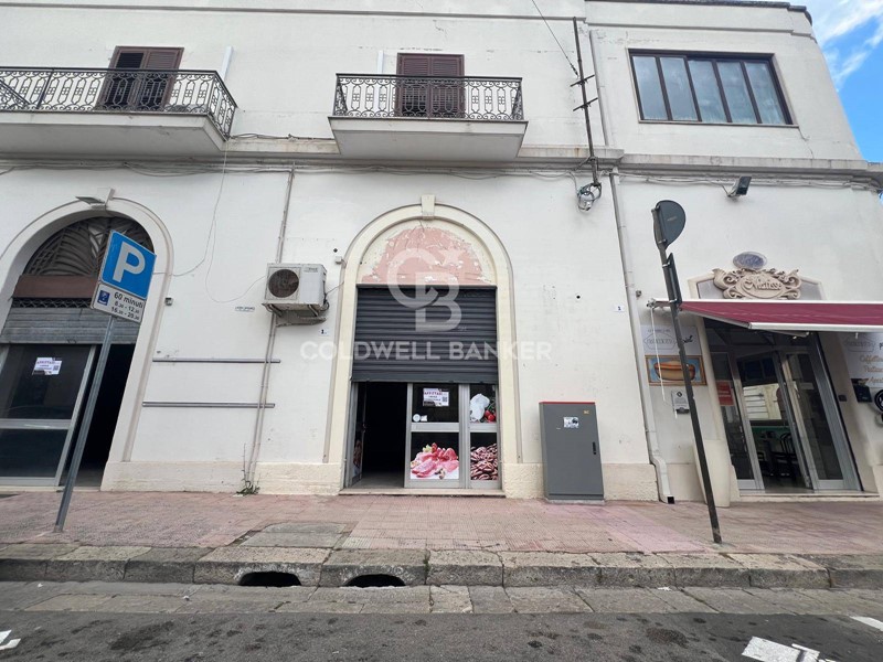 Immobile commerciale in Affitto a Galatina, 350€, 58 m²