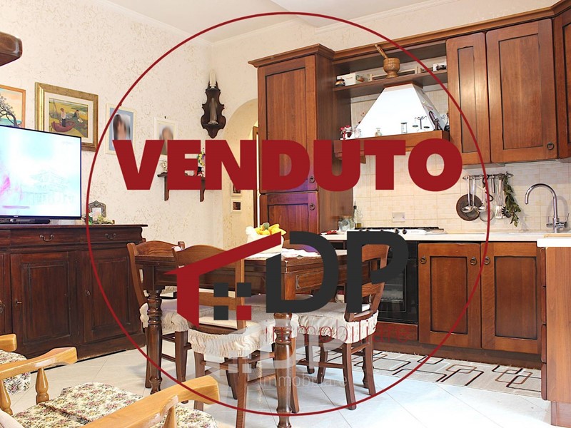Trilocale in Vendita a Palombara Sabina, 53'000&euro;, 67 m²