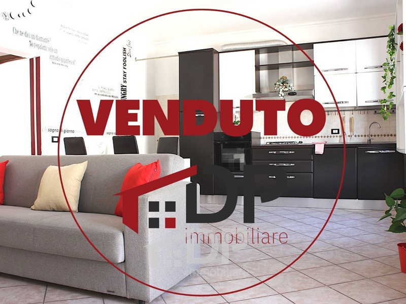 Trilocale in Vendita a Palombara Sabina, 69'000&euro;, 73 m²