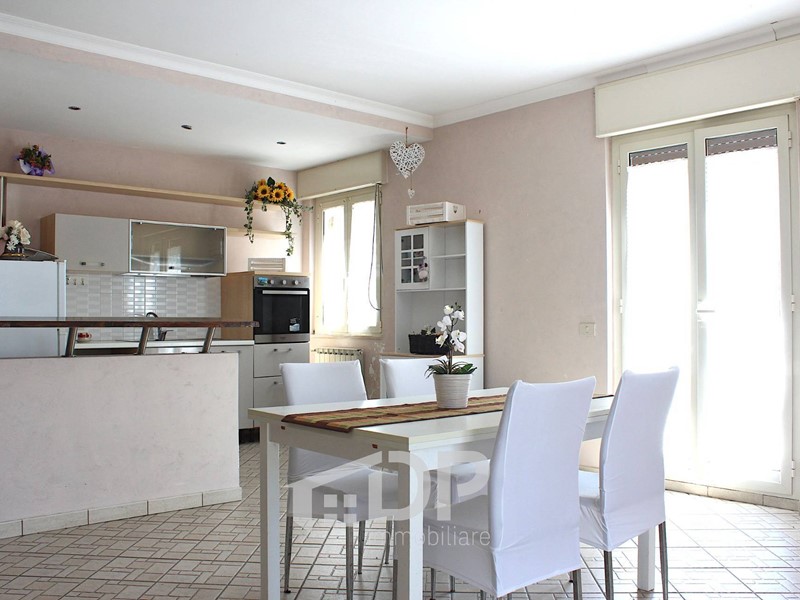 Trilocale in Vendita a Palombara Sabina, 148'000€, 123 m²