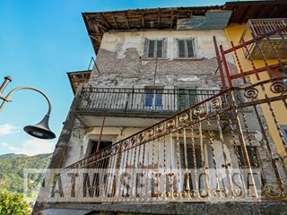 Rustico in Vendita a Ubiale Clanezzo, 19'000€, 150 m²