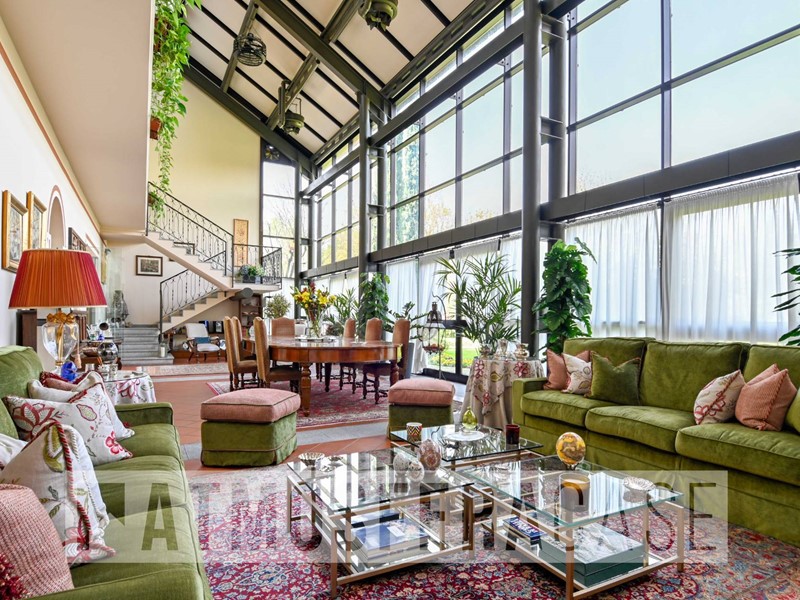 Villa in Vendita a Canonica d'Adda, 1'850'000€, 930 m²