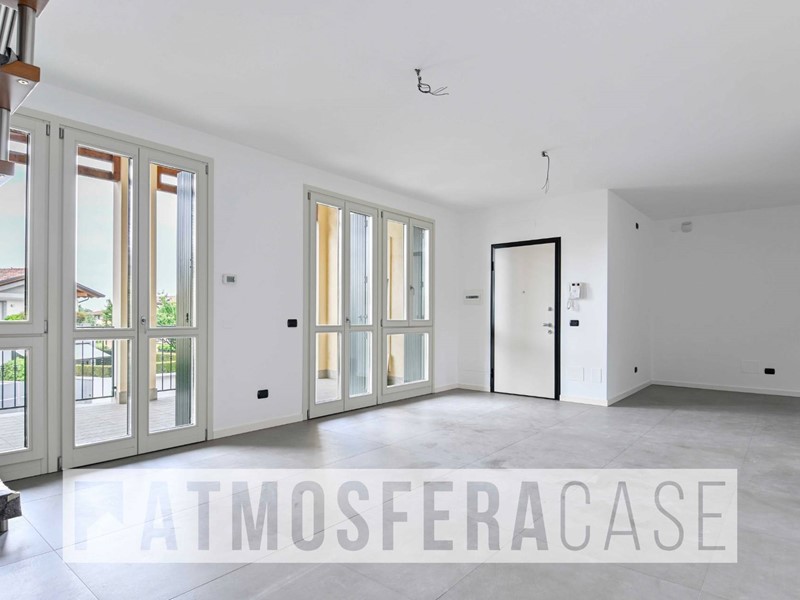 Appartamento in Vendita a Valbrembo, 439'000€, 220 m²