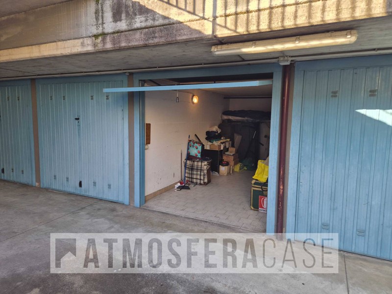Box in Vendita a Bergamo, 12'000€, 15 m²