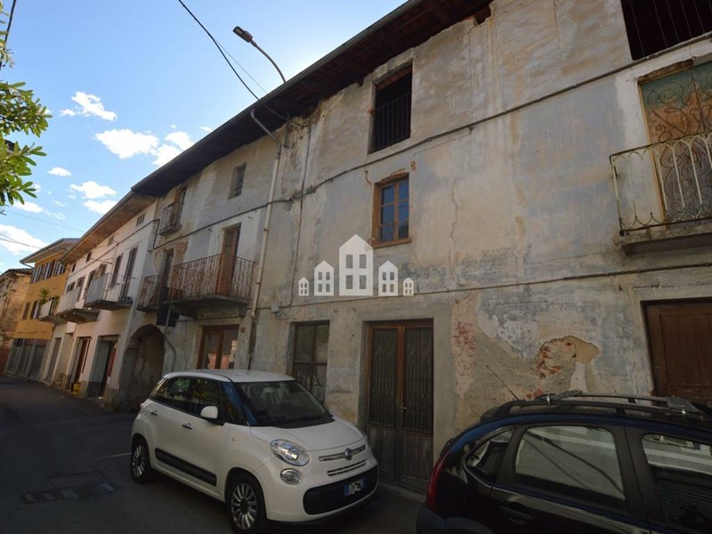 Trilocale in Vendita a Castellamonte, 19'000&euro;, 66 m²