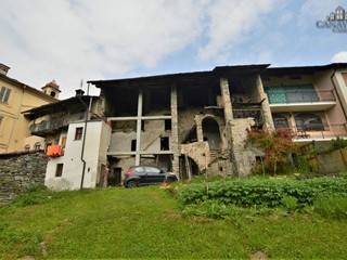 Rustico in Vendita a Valchiusa, 13'000€, 135 m²