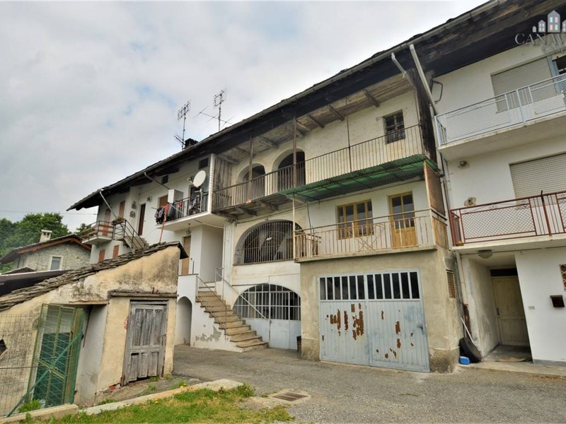 Casa Indipendente in Vendita a Valchiusa, 42'000€, 127 m²