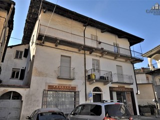 Quadrilocale in Vendita a Sparone, 40'000€, 96 m²