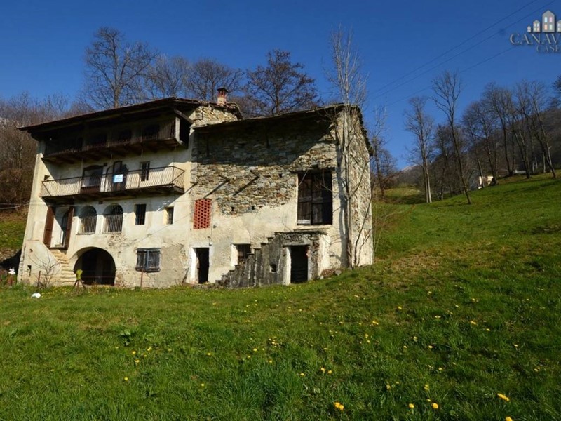 Casa Indipendente in Vendita a Valchiusa, 65'000€, 122 m²