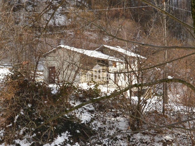 Casa Semi Indipendente in Vendita a Ribordone, 15'500€, 58 m²