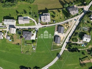 Terreno edificabile in Vendita a Brosso, 79'000€, 2232 m²