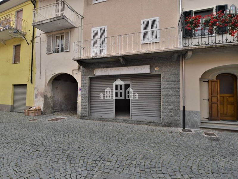 Immobile commerciale in Vendita a Montalto Dora, 21'000€, 40 m²