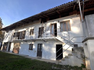 Casa Indipendente in Vendita a Castellamonte, 39'500€, 40 m²