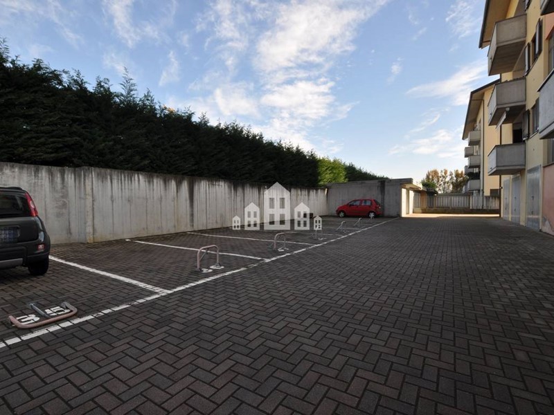 Box in Vendita a Castellamonte, 1'900€, 18 m²