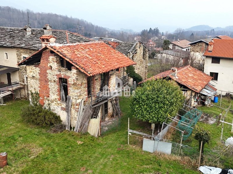 Casa Indipendente in Vendita a Canischio, 40'000€, 105 m²