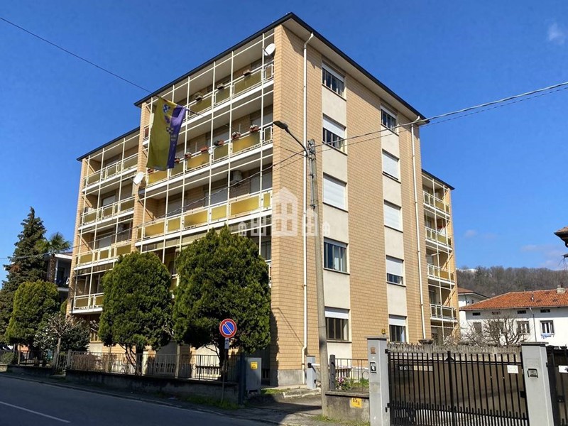 Appartamento in Vendita a Castellamonte, 73'000€, 105 m²