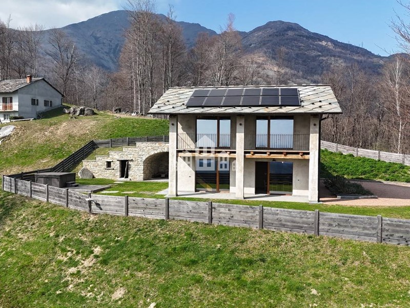 Villa in Vendita a Valchiusa, 549'000€, 134 m²