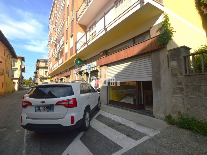 Immobile commerciale in Vendita a Salassa, 16'000€, 45 m²