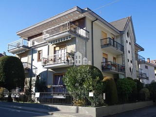 Attico in Vendita a Cuorgnè, 55'000€, 72 m²