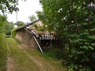 Rustico in Vendita a Valchiusa, 18'000€, 50 m²