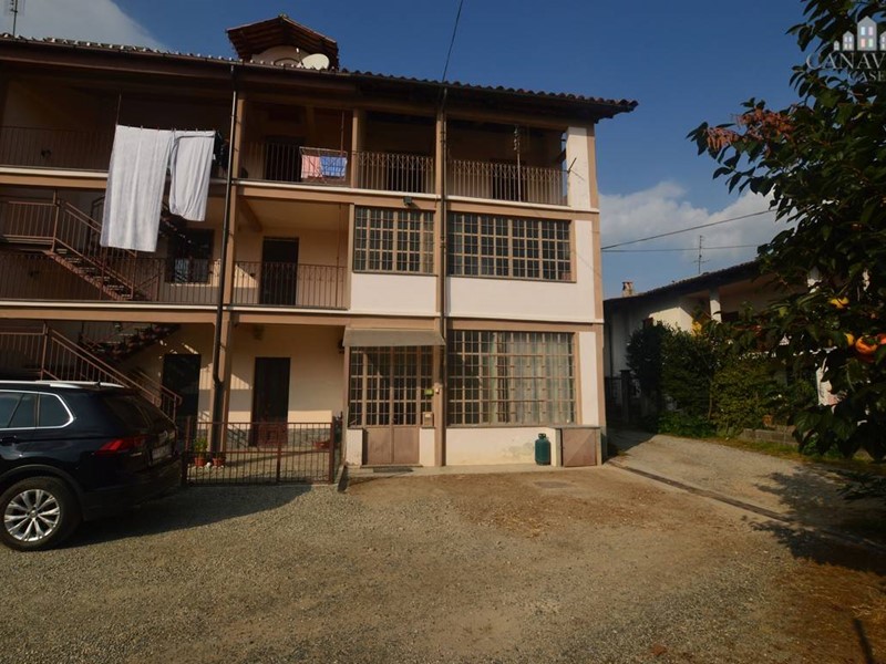 Casa Indipendente in Vendita a Castellamonte, 58'000€, 136 m²