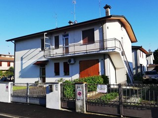 Quadrilocale in Vendita a Copparo, 70'000€, 90 m²