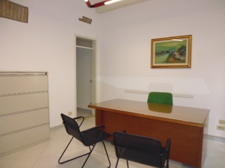 Ufficio in Affitto a Ferrara, 350€, 35 m²