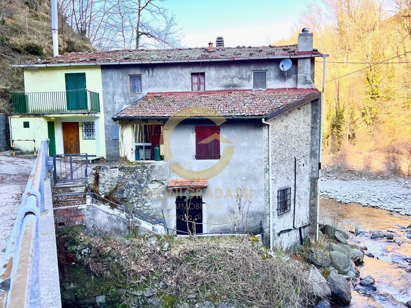 Casa Indipendente in Vendita a Abetone Cutigliano, 50'000€, 124 m²