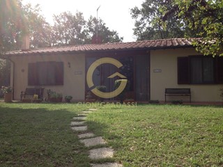 Casa Indipendente in Vendita a Monteverdi Marittimo, 270'000€, 108 m²