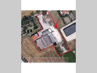 Capannone in Vendita a Monteprandone, 400'000€, 1585 m²