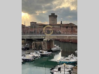 Trilocale in Vendita a Livorno, 155'000€, 92 m²
