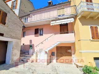 Casa Indipendente in Vendita a Monsampolo del Tronto, 50'000€, 100 m²