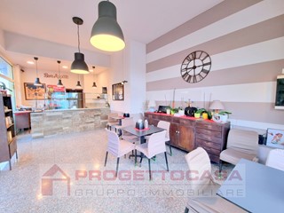 Attività commerciale in Vendita a Monteprandone, 80'000€, 70 m²