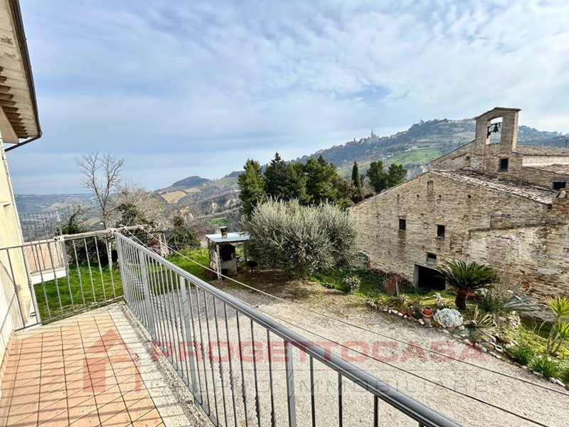 Casa Indipendente in Vendita a Ripatransone, 97'000€, 171 m²
