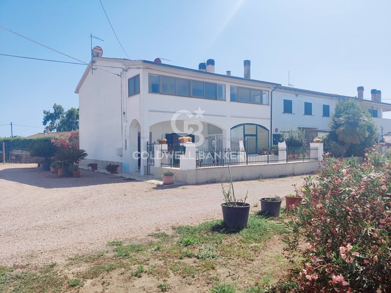 Rustico in Vendita a Capalbio, 380'000€, 200 m²