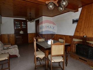 Casa Semi Indipendente in Vendita a Bagni di Lucca, 69'000€, 110 m²
