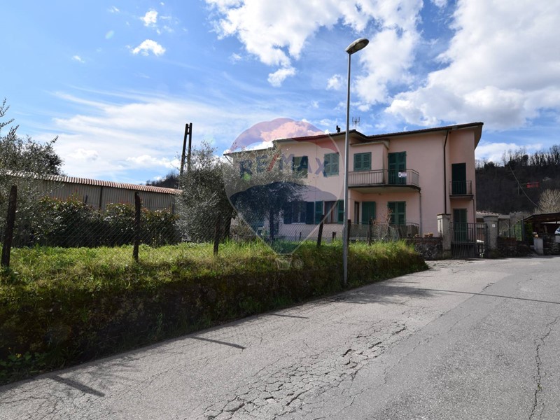 Appartamento in Vendita a Bagni di Lucca, 59'000€, 90 m²