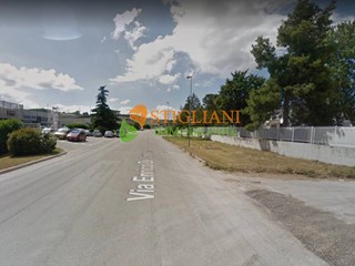 Immobile commerciale in Affitto a Campobasso, 6000 m²
